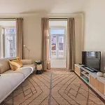 187 - Urban Hideaway - Sunny & Apartment