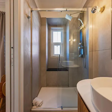 187 - Urban Hideaway - Sunny & Apartament Lizbona