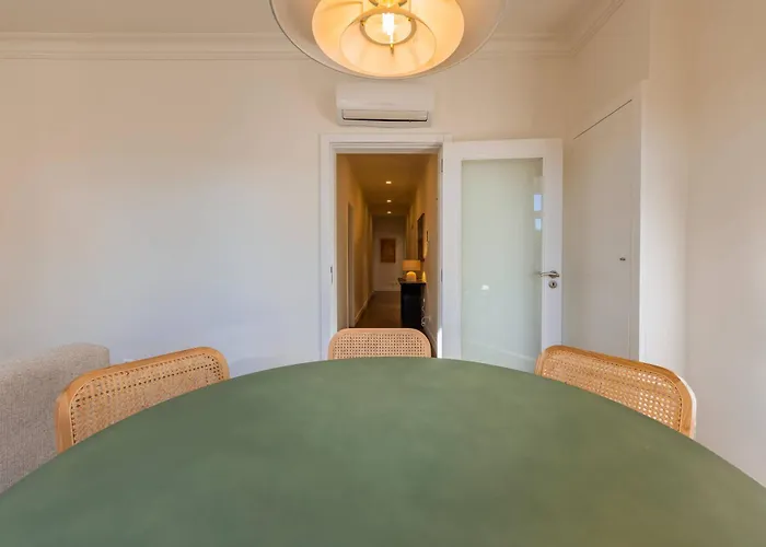 187 - Urban Hideaway - Sunny & * Lizbona