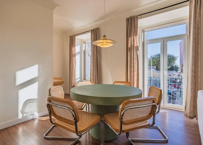 187 - Urban Hideaway - Sunny & Apartament Lizbona