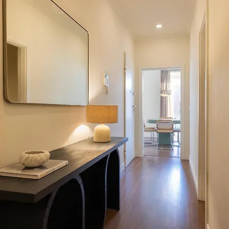 187 - Urban Hideaway - Sunny & Apartman